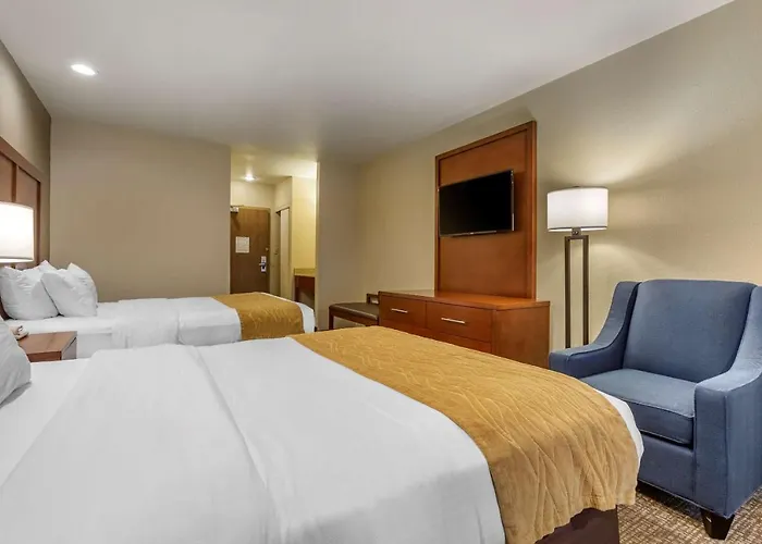 Comfort Inn I-17 & I-40